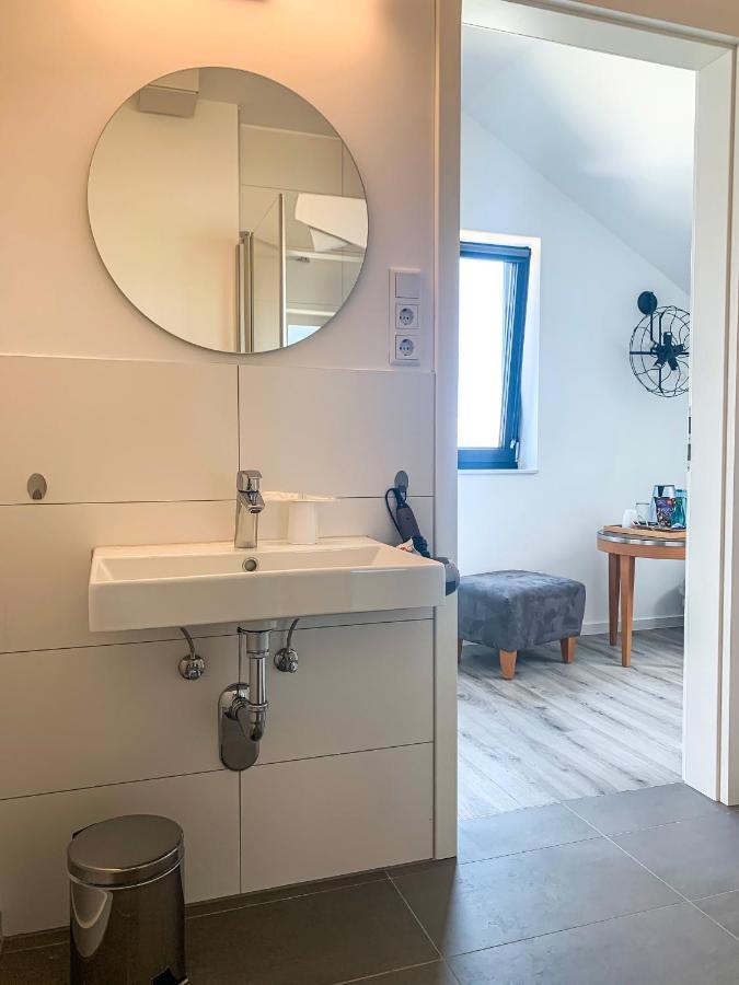 Prima Inn Unterkunft Direkt Ueber Der "Bar Am Minimax" Neuruppin Ngoại thất bức ảnh