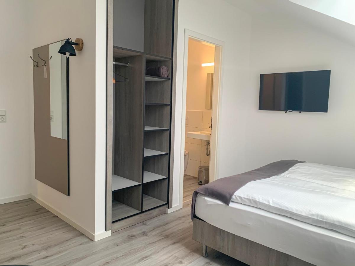 Prima Inn Unterkunft Direkt Ueber Der "Bar Am Minimax" Neuruppin Ngoại thất bức ảnh
